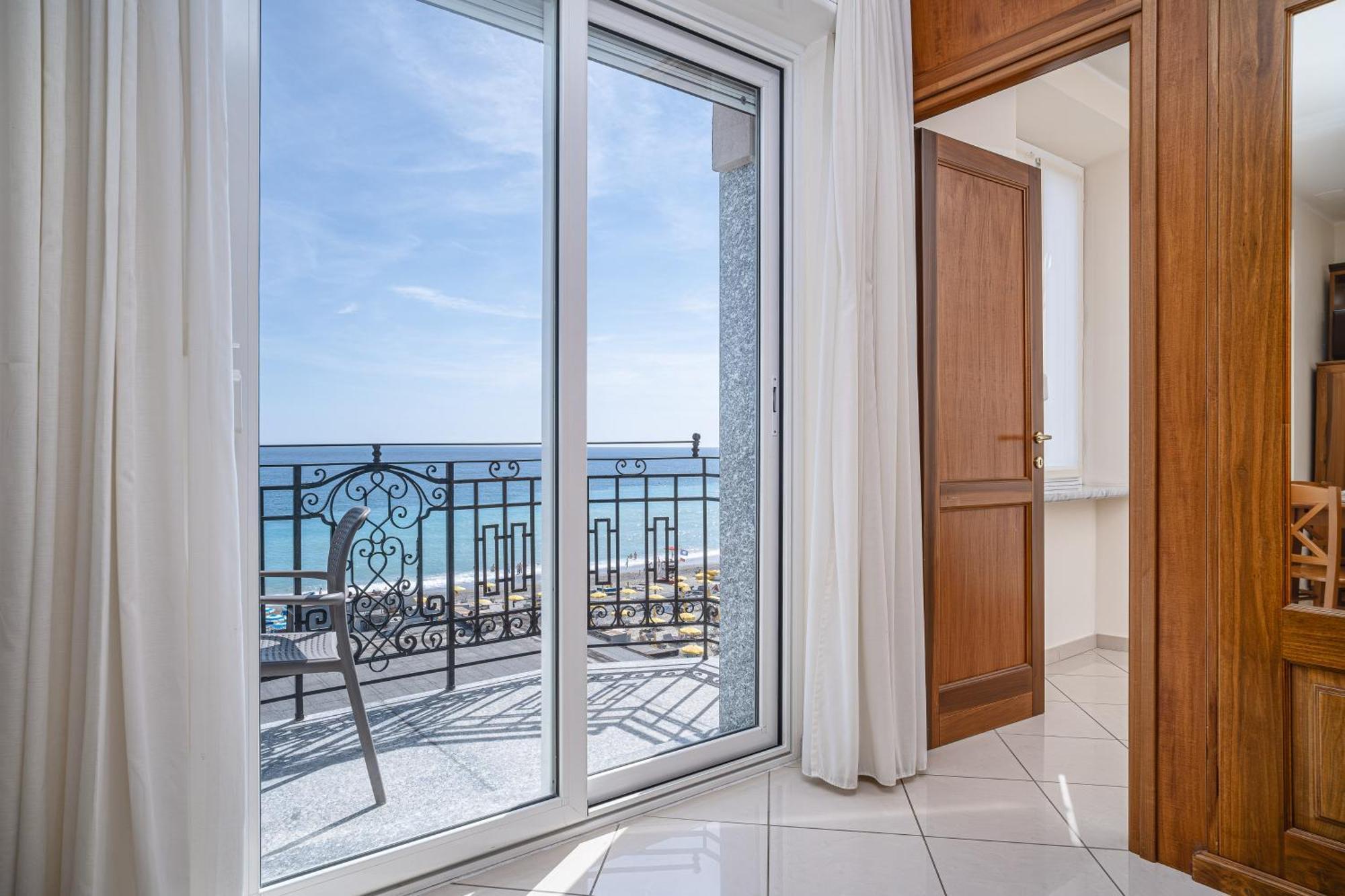 Apartahotel Lido Finale Ligure